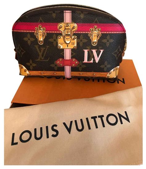 bustina louis vuitton uomo|Louis Vuitton Pre.